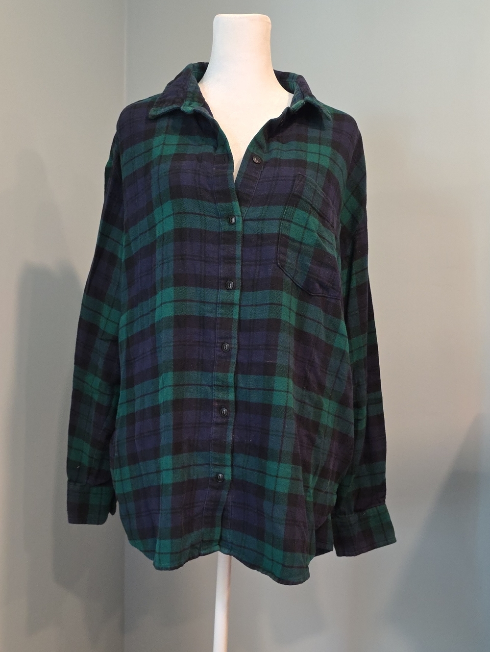 Gap Flannel Button Up L